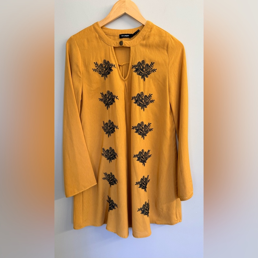 Blu Pepper Bell Sleeve Yellow Floral Tunic Dress Sz S Coastal Cowgirl Boho Chic